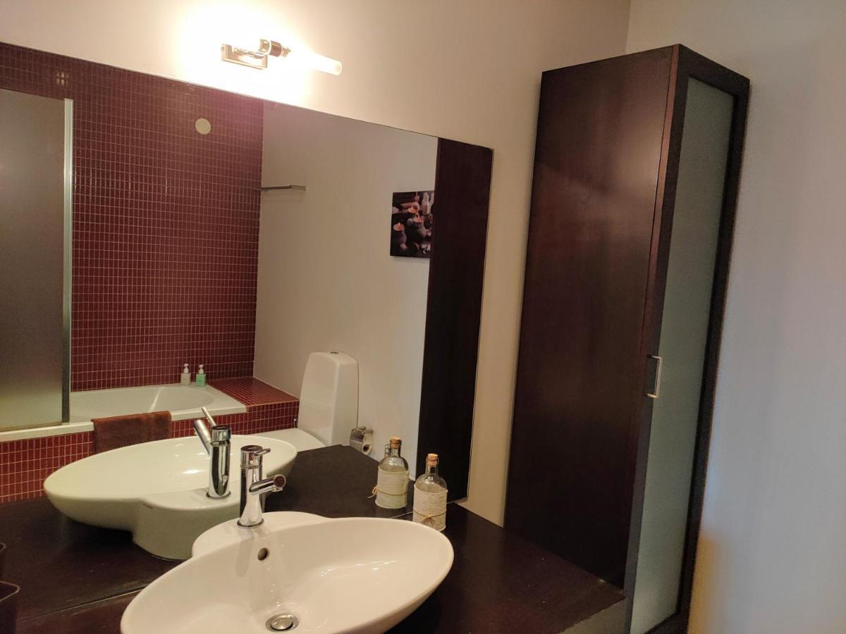 Апартаменти House4U Віла-Нова-де-Гая Екстер'єр фото